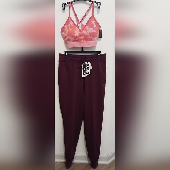 No boundaries Large and LOVE and Sports Small - Picture 2 of 5